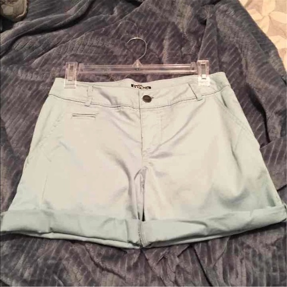 Express Mint Shorts - Picture 1 of 2